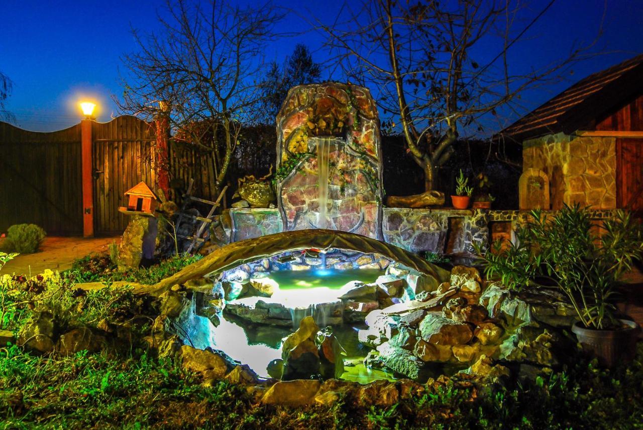 Villa Katarina With Pool Banja Luka Exterior photo