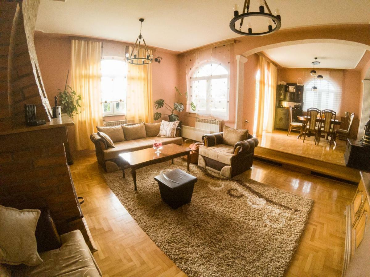Villa Katarina With Pool Banja Luka Exterior photo